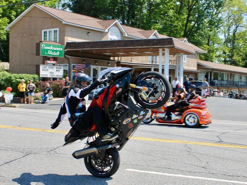 Lake Haven Motel image