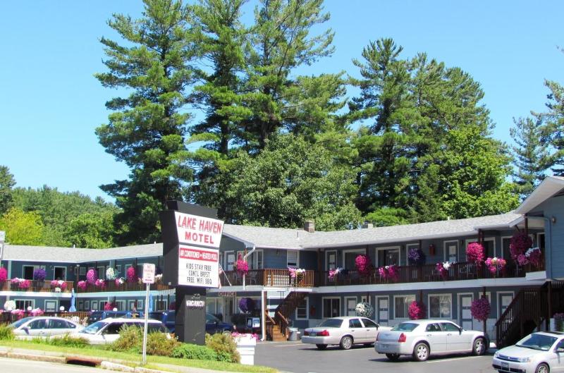 Lake Haven Motel image