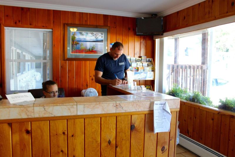 Lake Haven Motel image