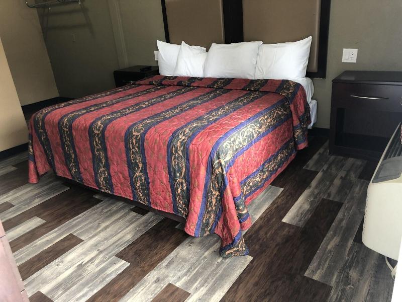 Haven Inn Of Chico image