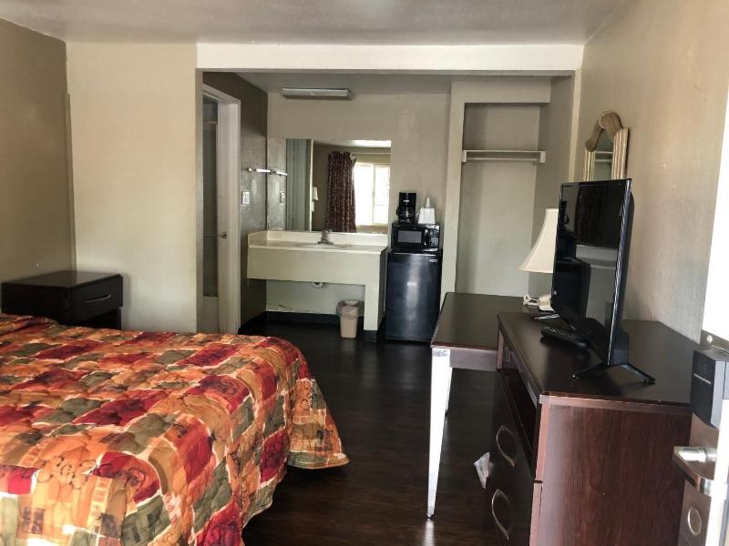 Haven Inn Of Chico image
