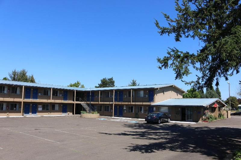 Valu Inn — general view