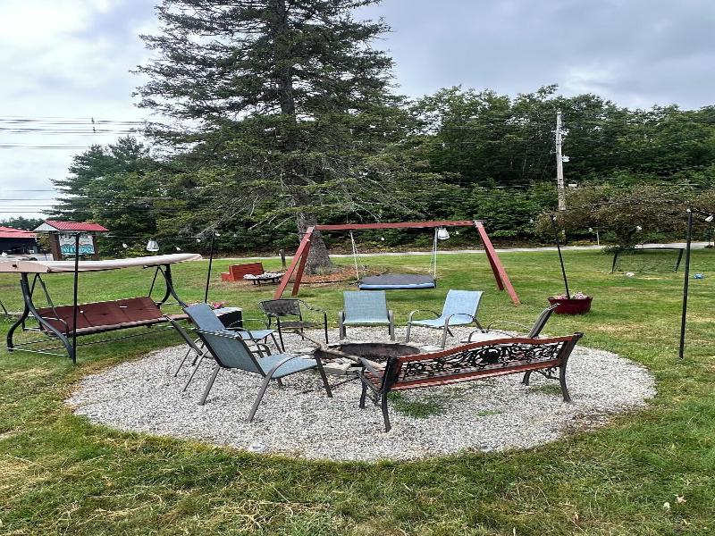 Pilgrim Inn & Cottages