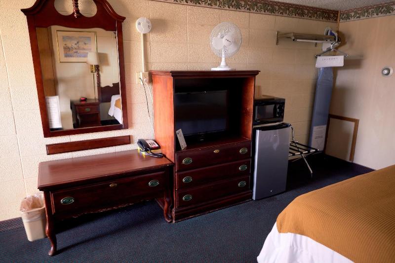 South Wind Inn image