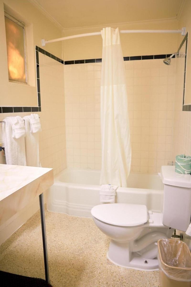 South Wind Inn image