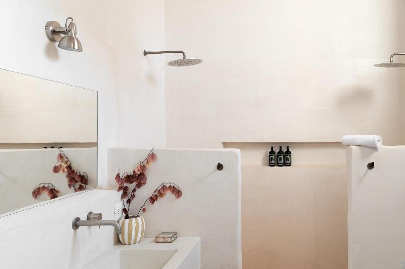 IUTA Glamping & Farm image