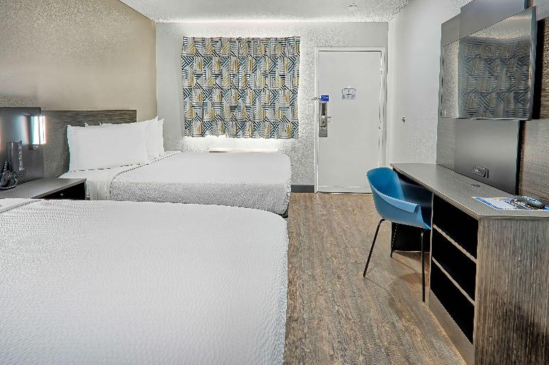 Motel 6 Lancaster, CA image