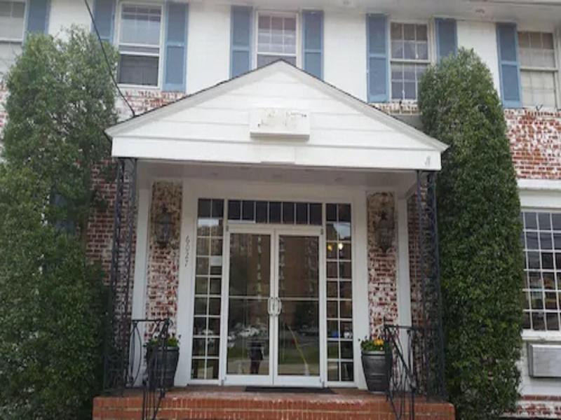 The Virginia Lodge image