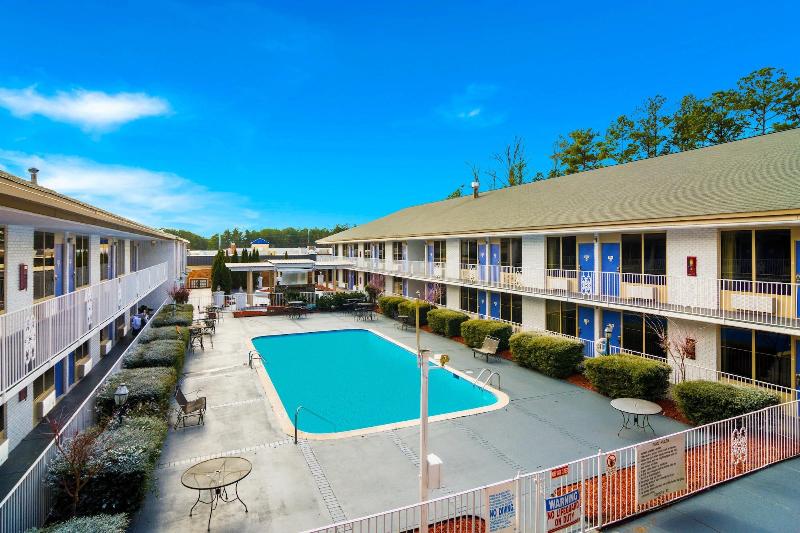 Motel 6 Lagrange, GA