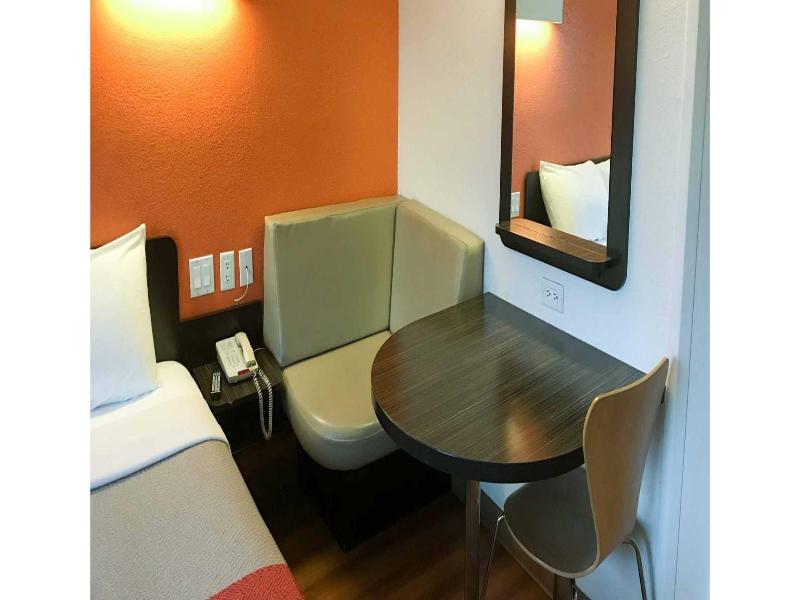 DOUBLE KING BED NON SMOKING — photo 5