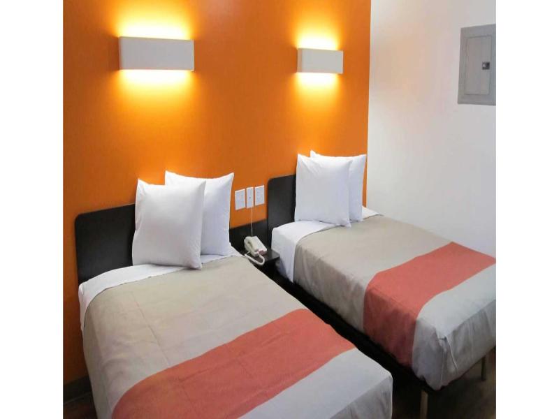 QUADRUPLE TWO DOUBLE BEDS NON SMOKING