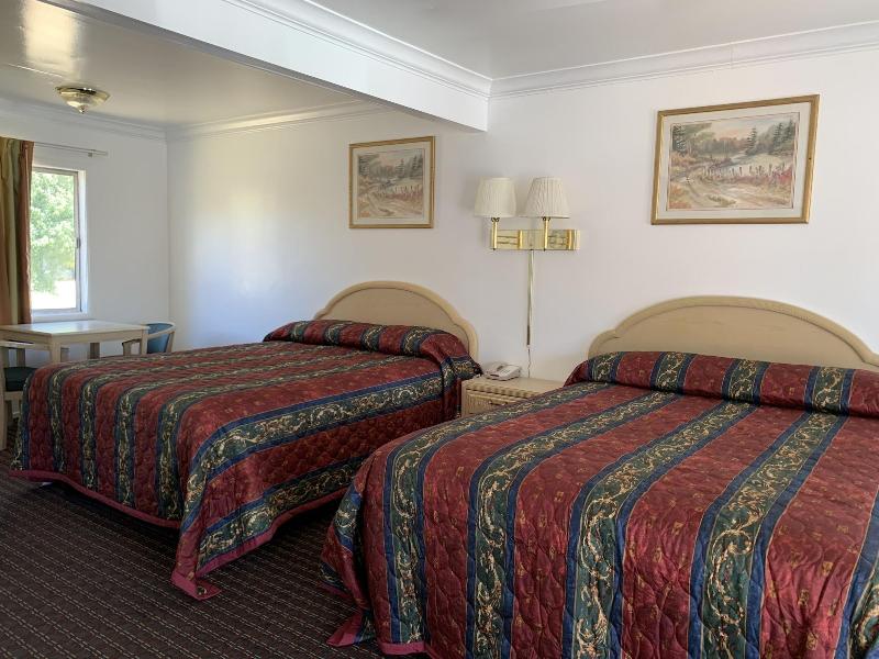 Lark Motel image 4