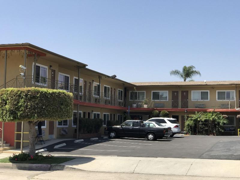 Fullerton Lodge image