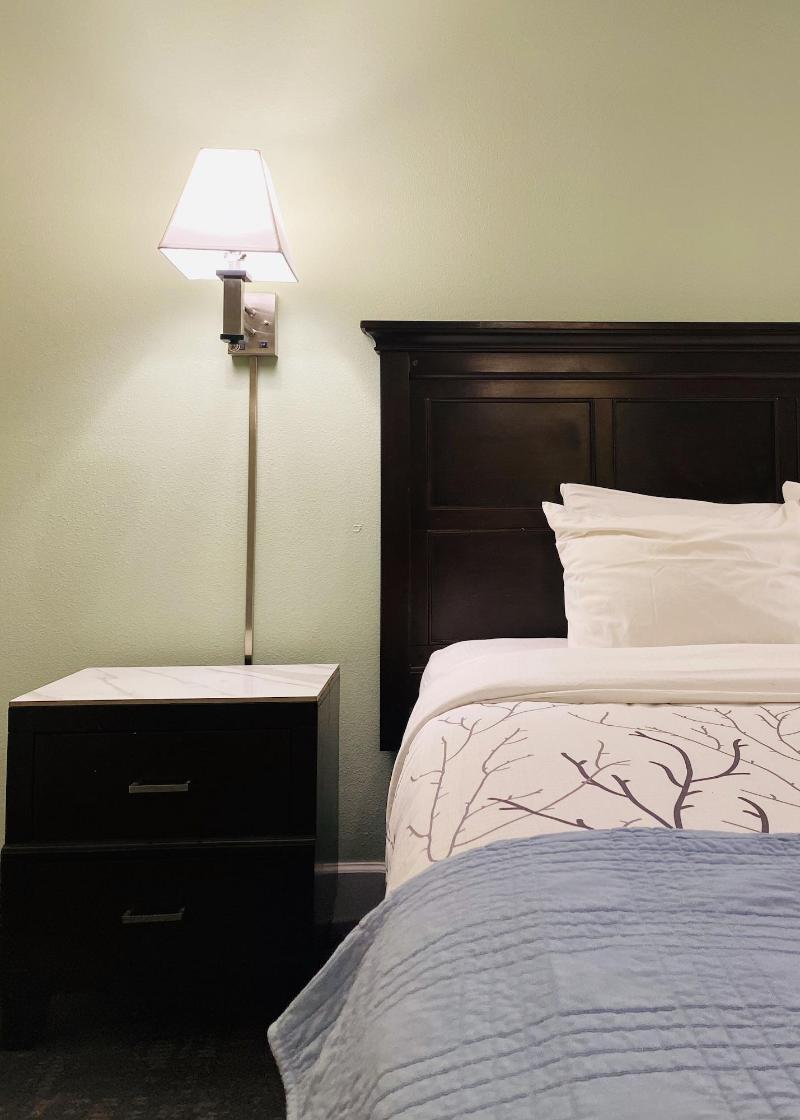 Salida Inn & Monarch Suites image