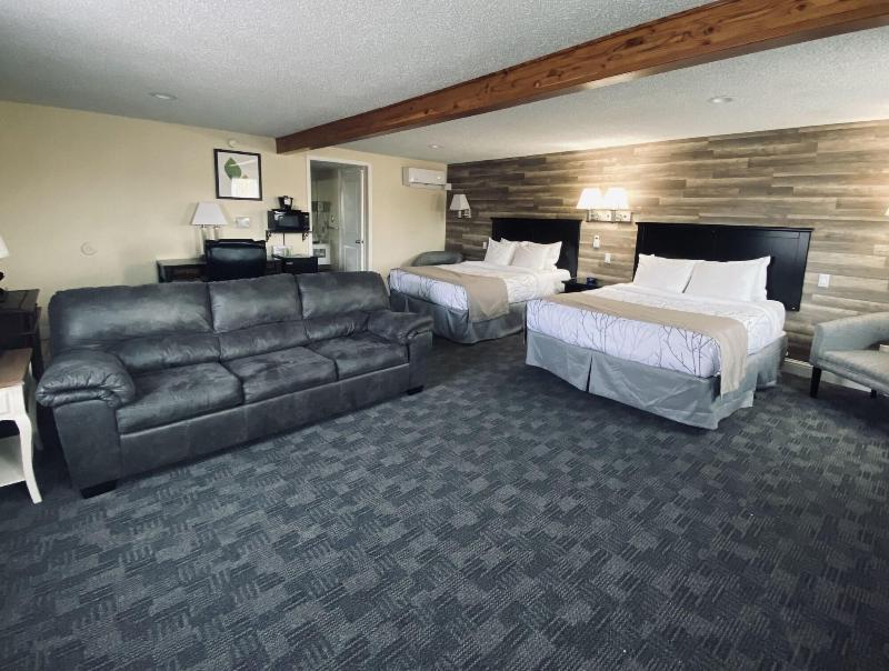 Salida Inn & Monarch Suites image