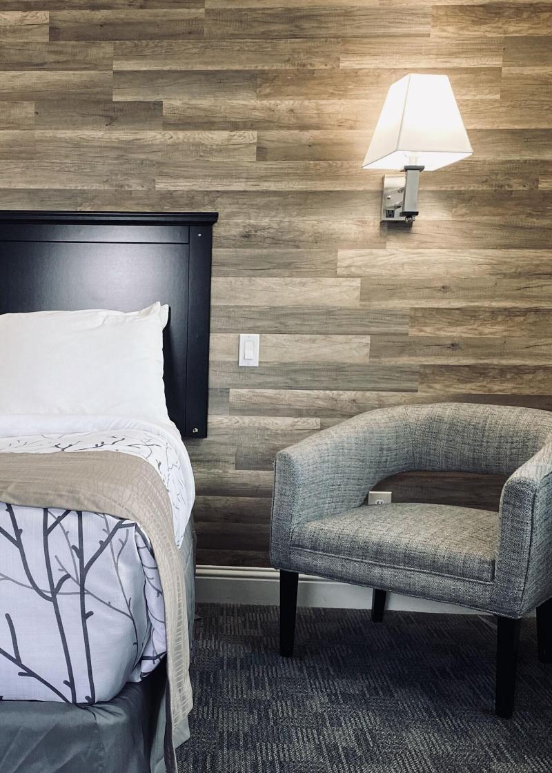 Salida Inn & Monarch Suites image