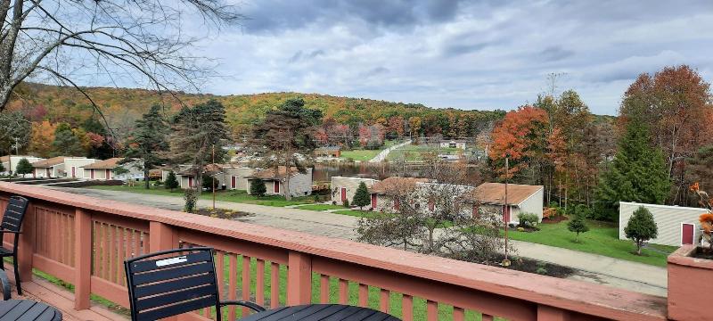 The Lodge At Chalk Hill image