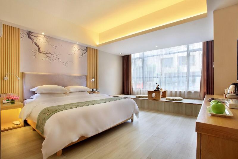 Zhengyang City Center Family Inn image