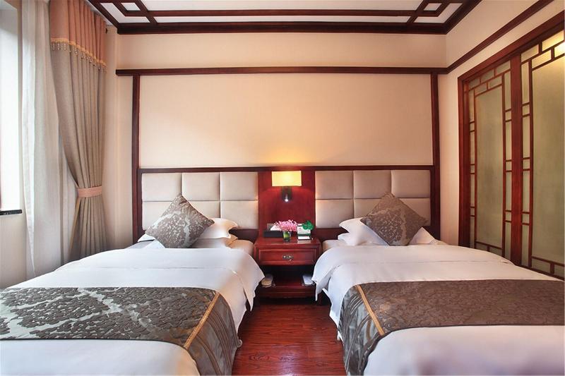 Zhengyang City Center Family Inn image