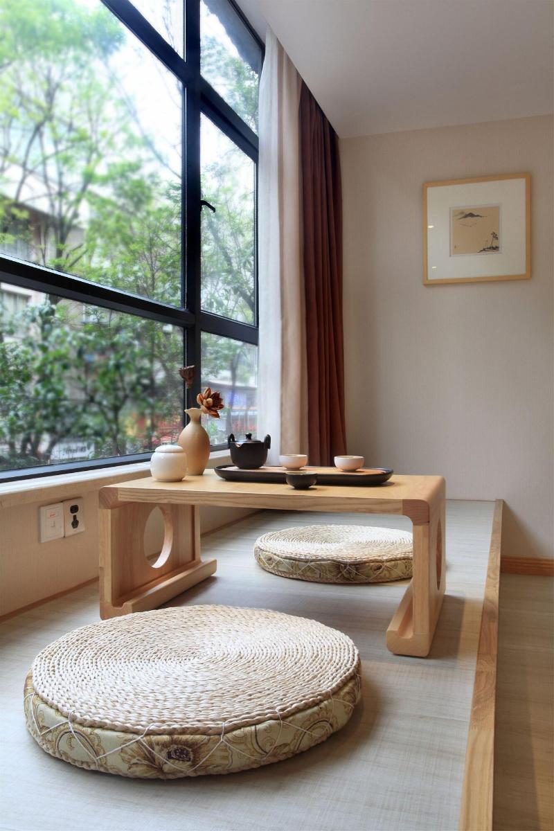 Zhengyang City Center Family Inn image