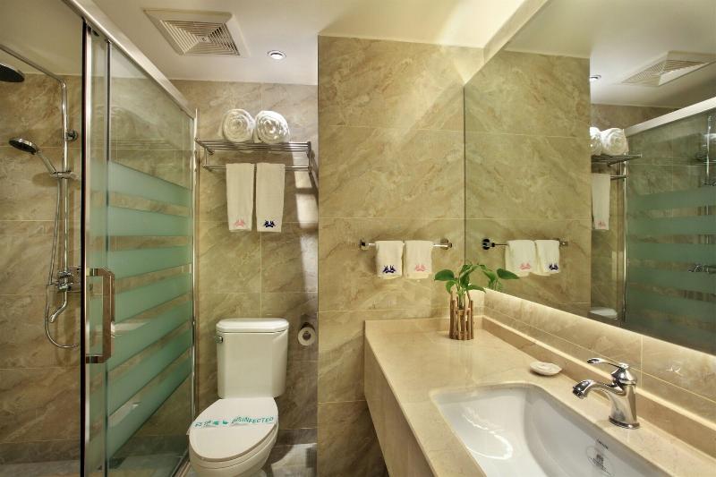 Zhengyang City Center Family Inn image