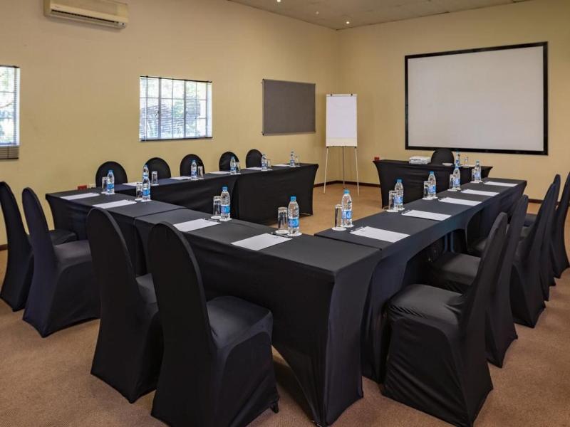 Shumba Valley Lodge image