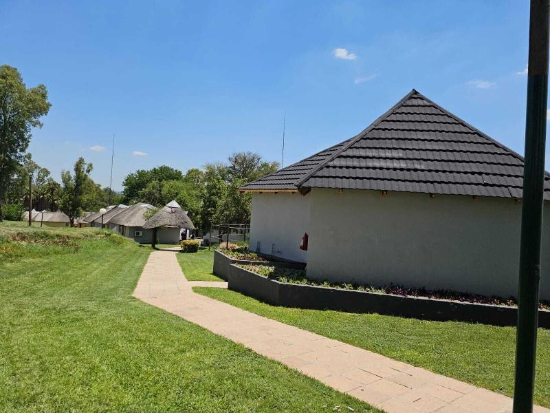 Shumba Valley Lodge image