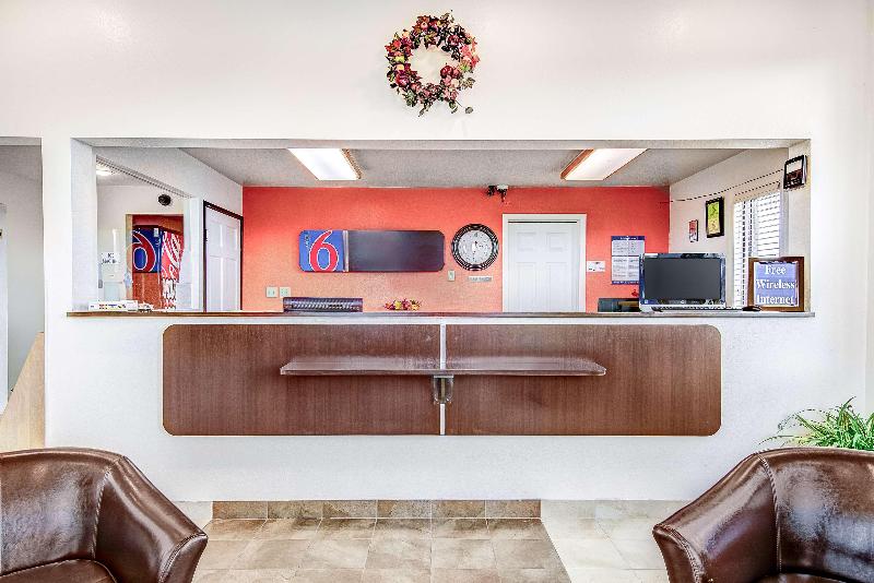 Motel 6 Colby, KS image