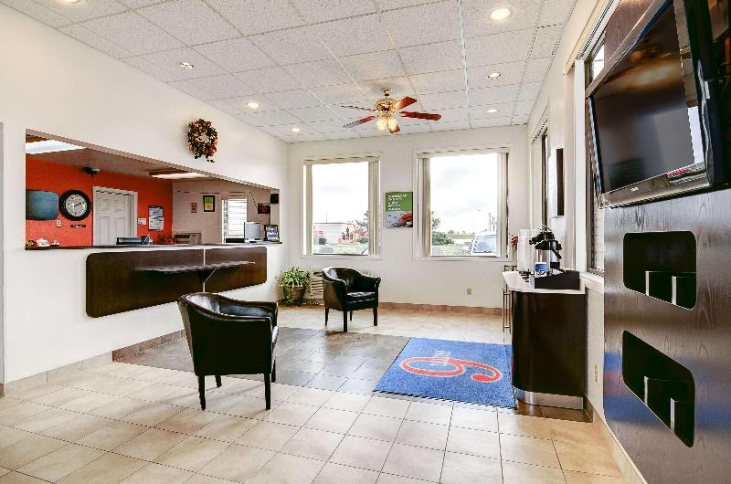 Motel 6 Colby, KS image