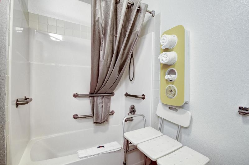 Motel 6 Colby, KS image