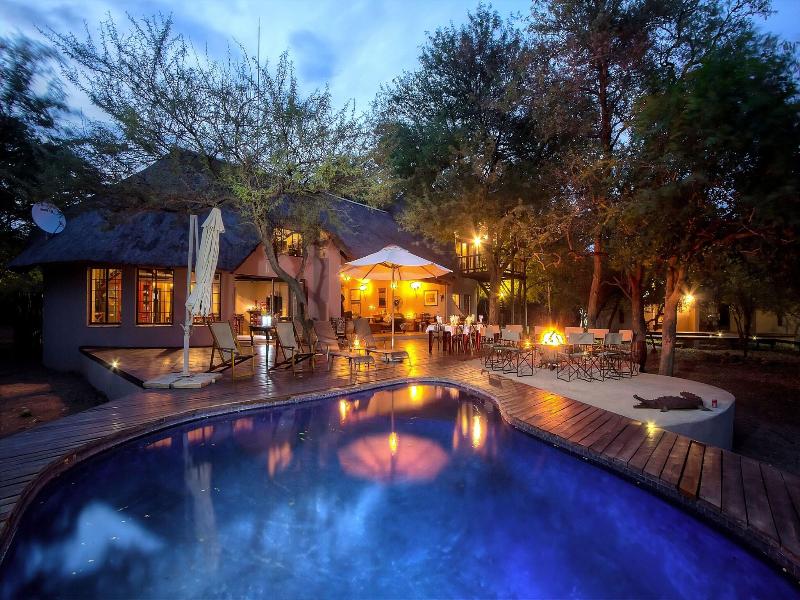 Mvuradona Safari Lodge image