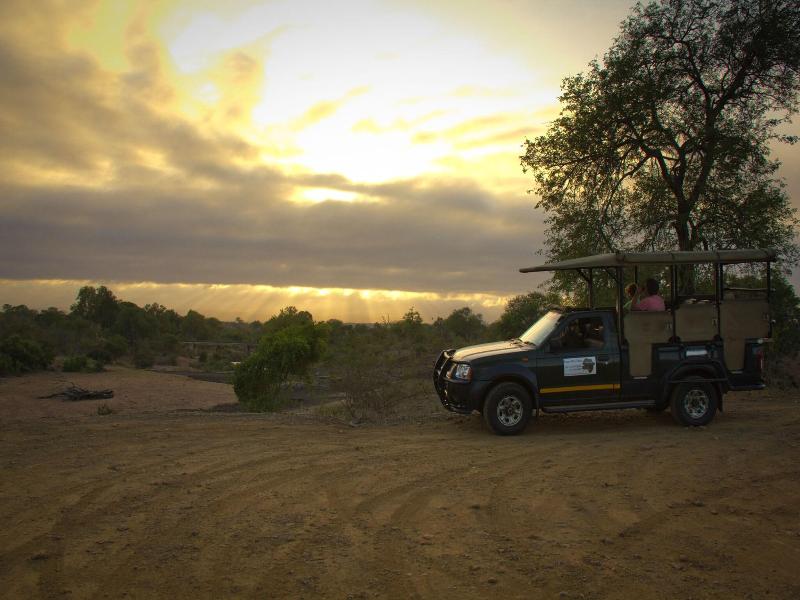 Mvuradona Safari Lodge image