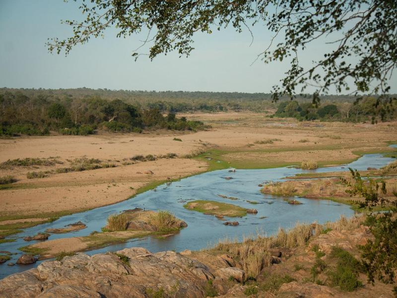 Mvuradona Safari Lodge image