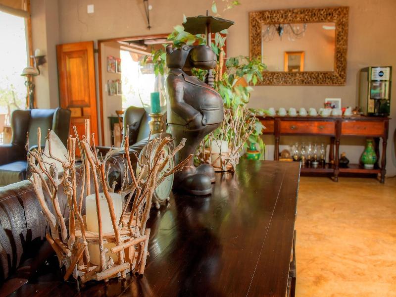 Mvuradona Safari Lodge image
