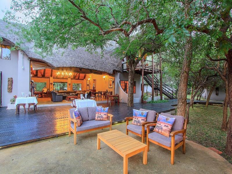 Mvuradona Safari Lodge image