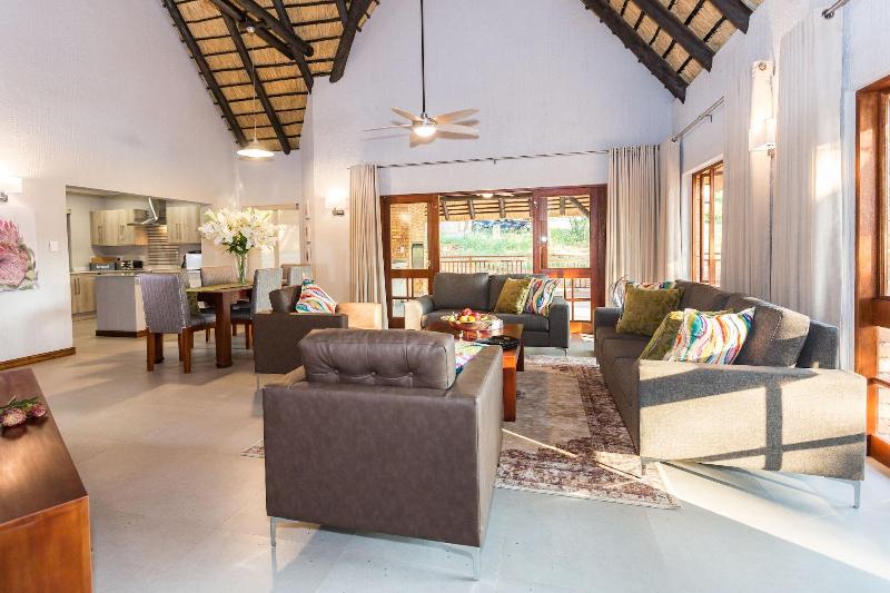 Kruger Park Lodge Unit No. 252 image