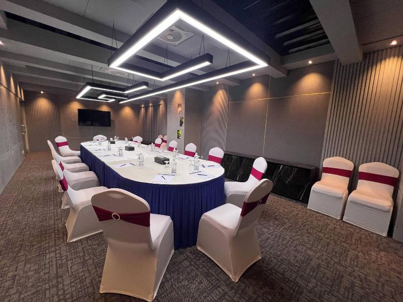 Sky City Hotel Dhaka image
