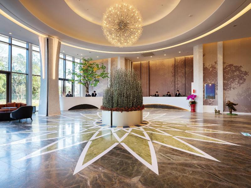 Fame Hall Garden Hotel image