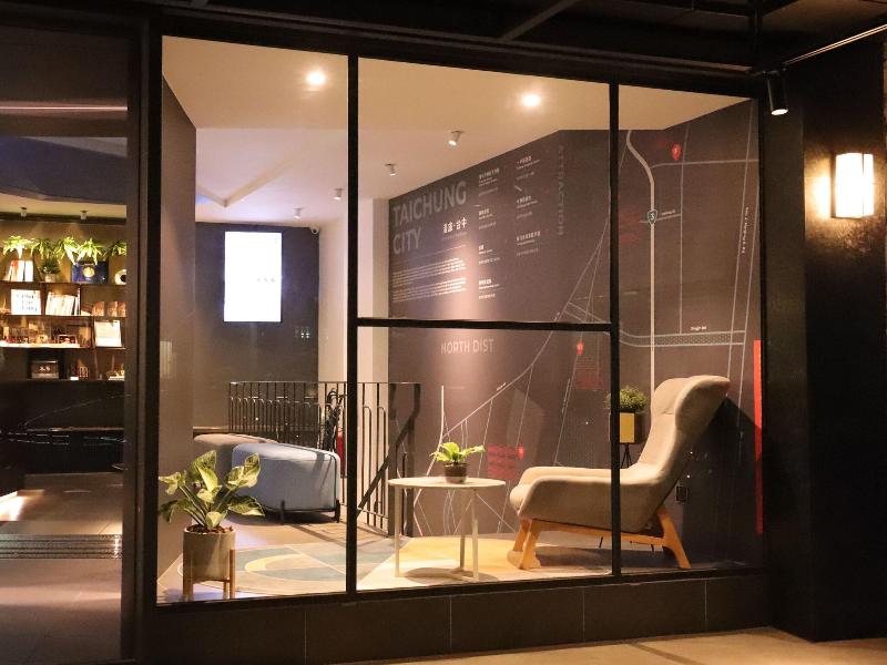 Slow Town Hotel image