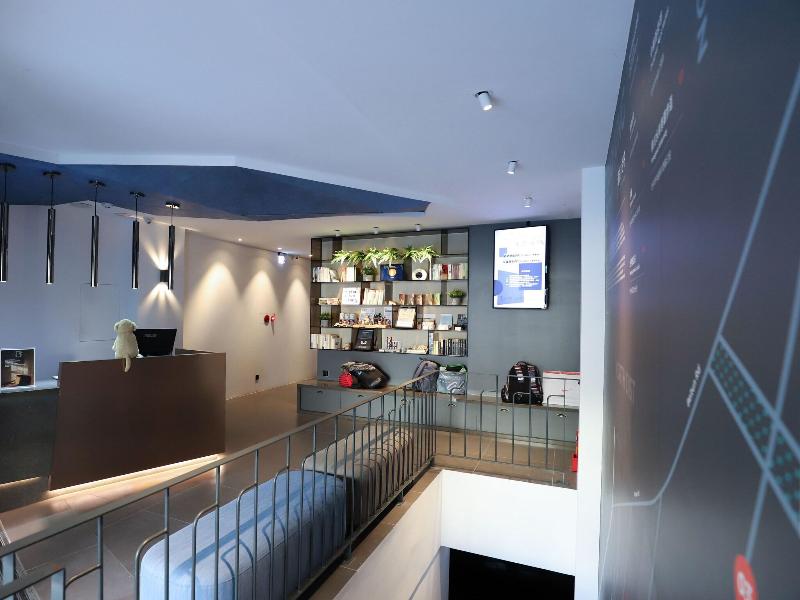 Slow Town Hotel image