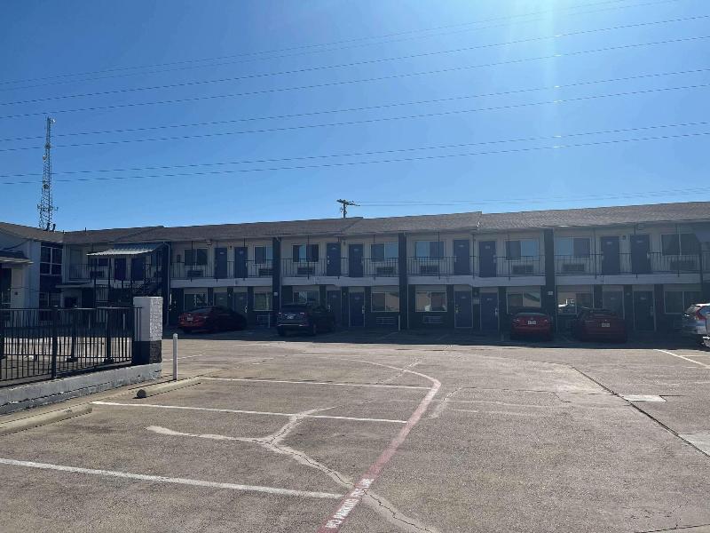 Motel 6 Fort Worth, TX - Convention Center image