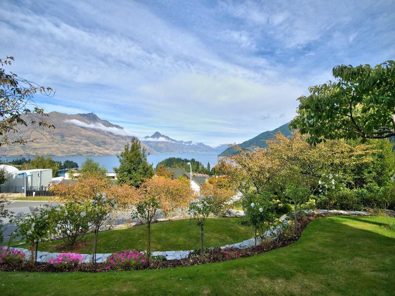 Balmoral Lodge image