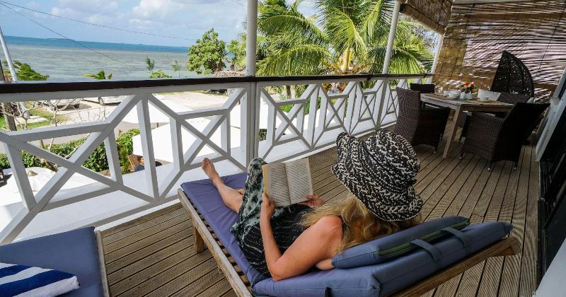 The Seaview Lodge image