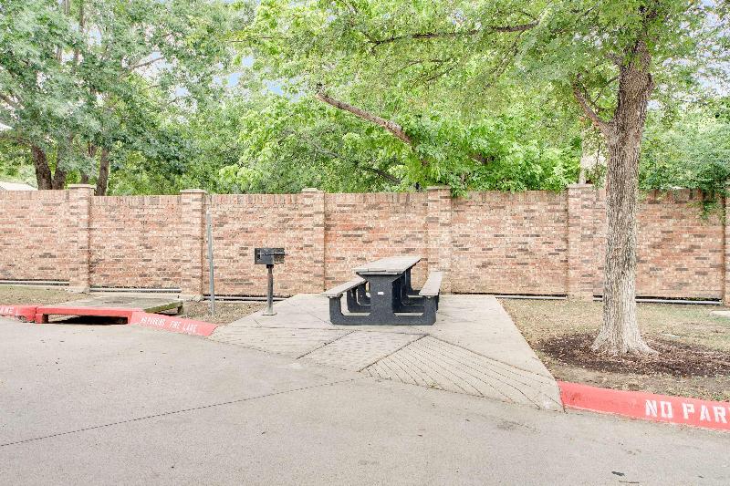 Studio 6 North Richland Hills, TX - Fort Worth image