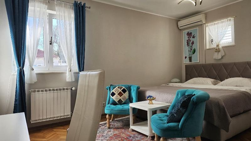 Adria Apartments image