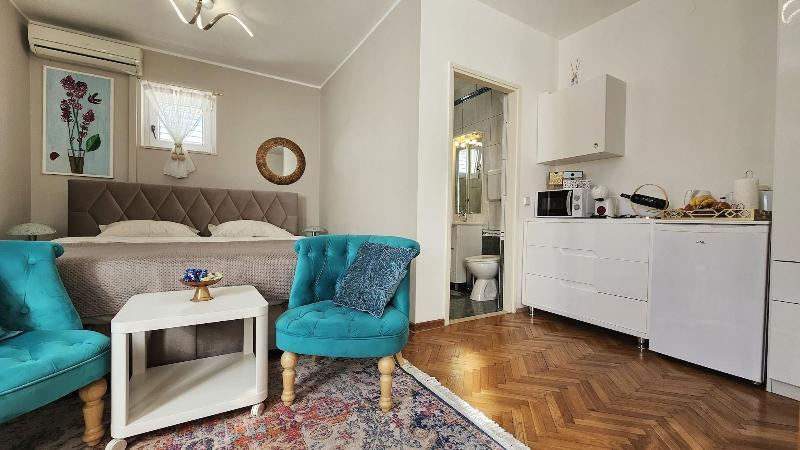 Adria Apartments image