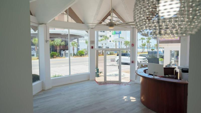 Banana Peel Resort image