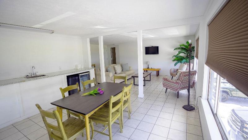 Banana Peel Resort image