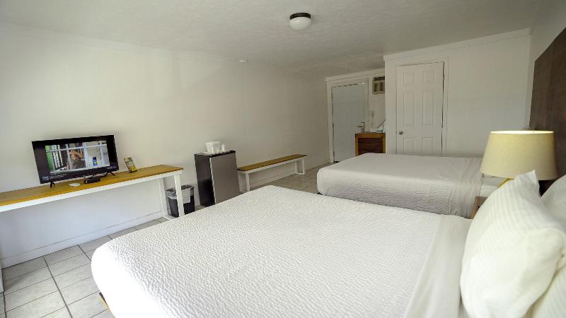 Banana Peel Resort image