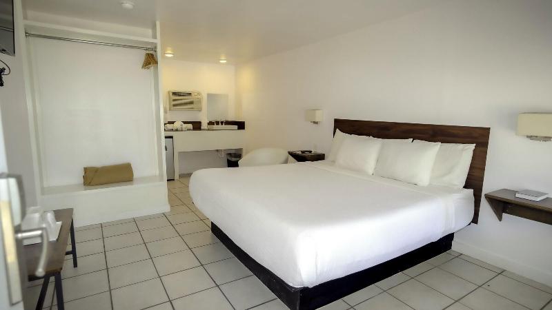 Banana Peel Resort image